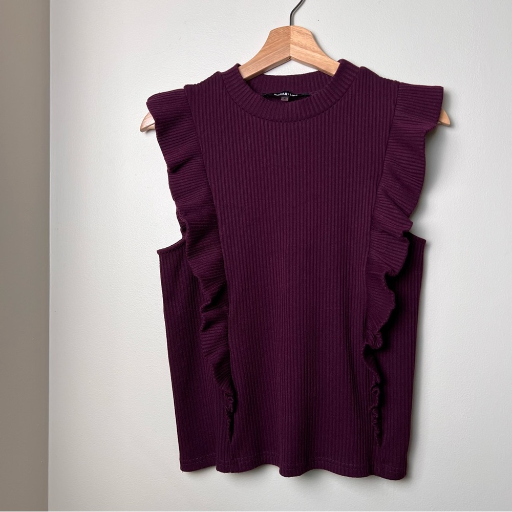 Sugar Lips Knit Ruffle Top Women’s Size M Purple